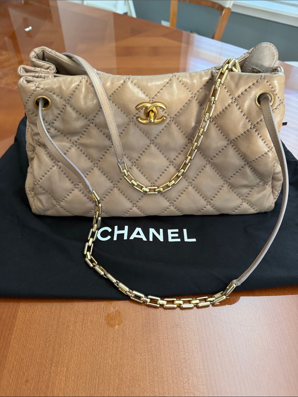 CHANEL Grand Shopping Tote GST – Marron Clair – 2011 – Authentic
